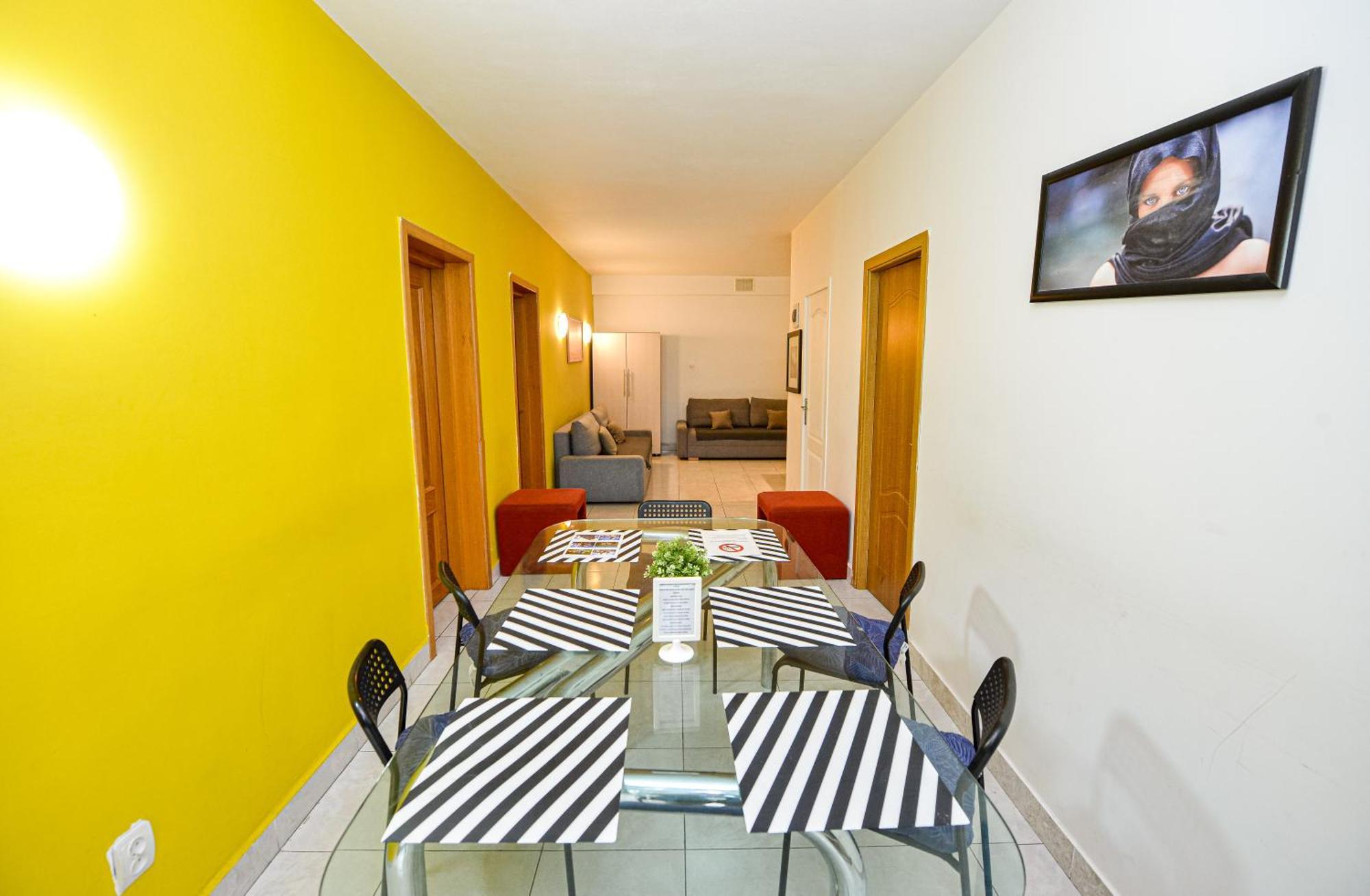 The Lincoln Suites - Central Shabbat Friendly Apartments Bucarest Exterior foto
