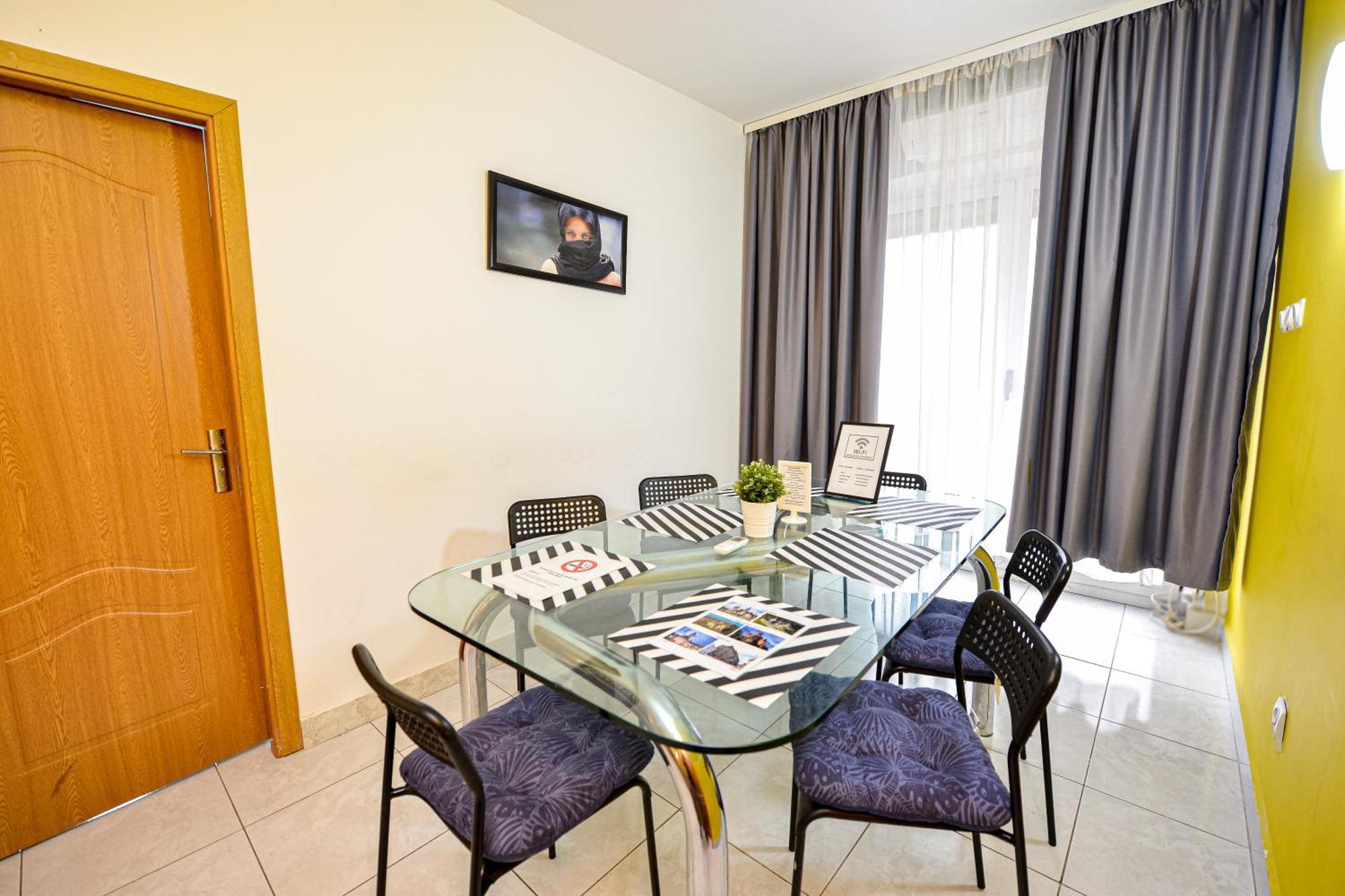 The Lincoln Suites - Central Shabbat Friendly Apartments Bucarest Exterior foto