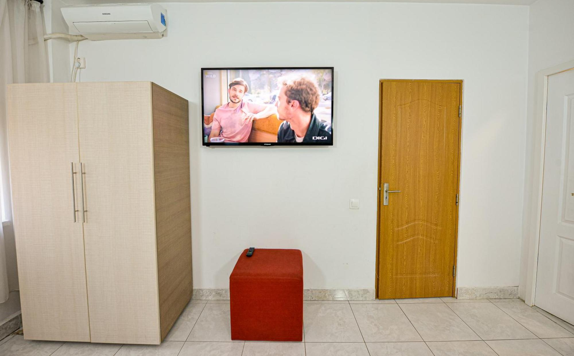 The Lincoln Suites - Central Shabbat Friendly Apartments Bucarest Exterior foto