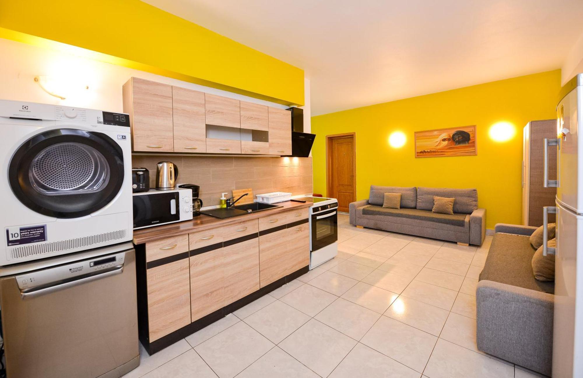 The Lincoln Suites - Central Shabbat Friendly Apartments Bucarest Exterior foto